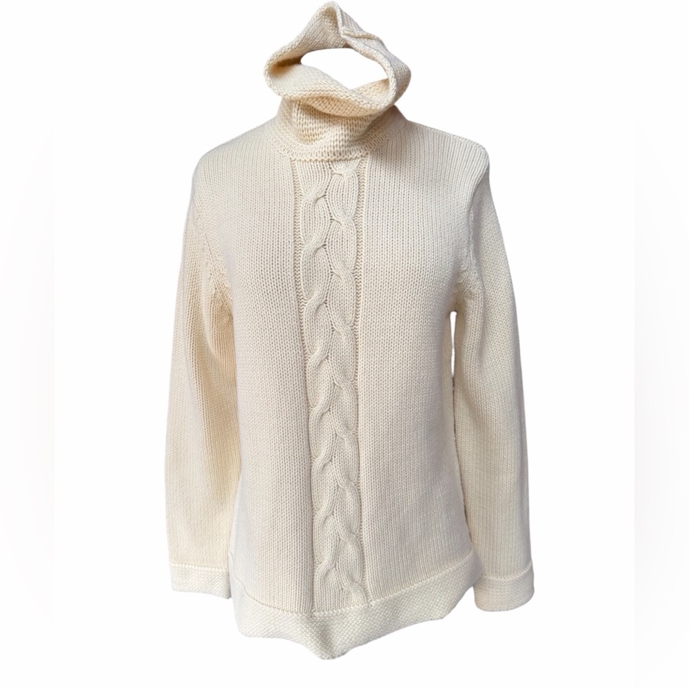 1990s Sag Harbor 100% Acrylic Ivory Heavy Gauge Knit Slouchy‎ Turtleneck Sweater